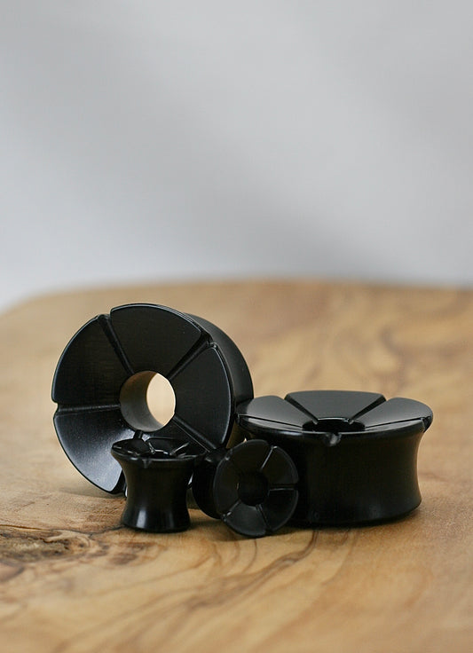 Ebony Five Petal Tunnels